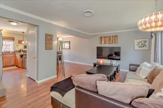 Photo #3: 20024036 Listing 