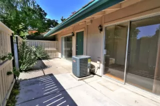 Photo #5: 20024225 Listing