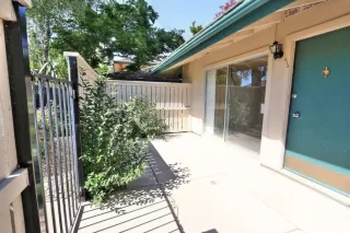 Photo #6: 20024225 Listing