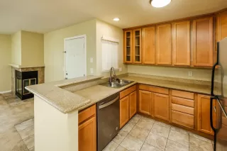 Photo #5: 20024350 Listing