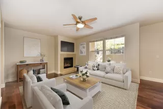 Photo #5: 20024582 Listing