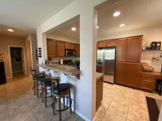 Photo #5: 20024808 Listing