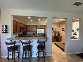 Photo #6: 20024808 Listing