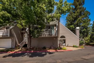 Photo #1: 20025693 Listing