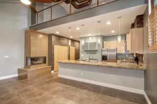 Photo #1: 20025782 Listing 
