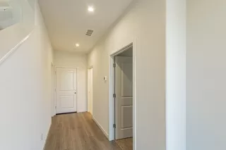 Photo #2: 20025792 Listing