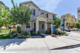 Photo #2: 20026137 Listing 