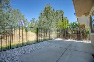 Photo #2: 20026208 Listing