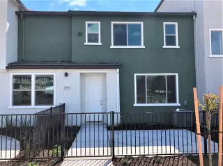 Photo #2: 20026325 Listing 