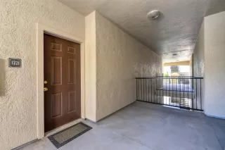 Photo #2: 20026818 Listing