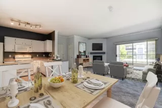 Photo #6: 20026818 Listing