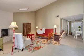 Photo #5: 20027087 Listing 