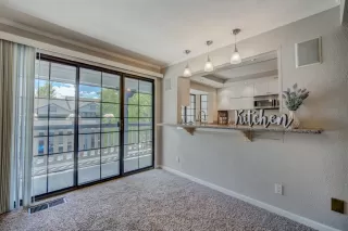 Photo #5: 20027096 Listing