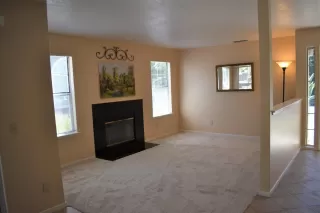 Photo #2: 20027111 Listing 
