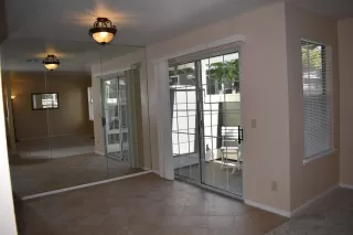 Photo #6: 20027111 Listing 