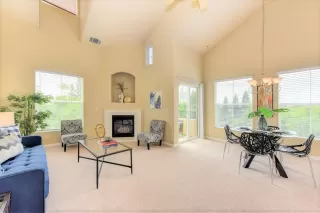 Photo #2: 20027678 Listing 