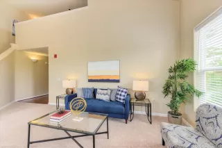 Photo #5: 20027678 Listing 