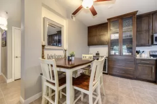 Photo #6: 20027806 Listing 