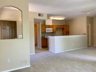Photo #5: 20027850 Listing 