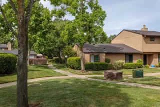 Photo #1: 20027883 Listing