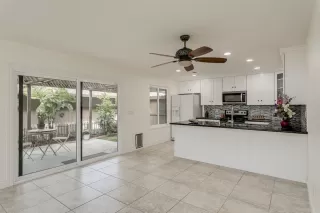 Photo #3: 20027883 Listing