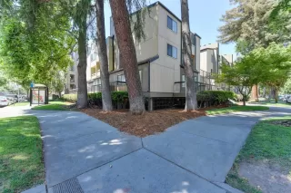 Photo #2: 20027955 Listing 
