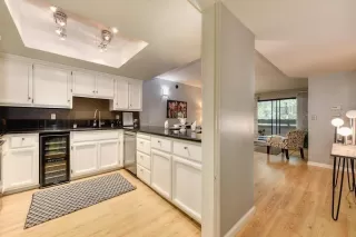 Photo #3: 20027955 Listing 