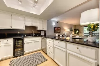 Photo #4: 20027955 Listing 
