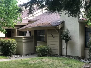 Photo #1: 20028019 Listing