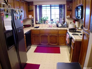 Photo #3: 20028044 Listing