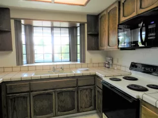 Photo #4: 20028044 Listing