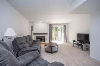 Photo #2: 20028403 Listing 