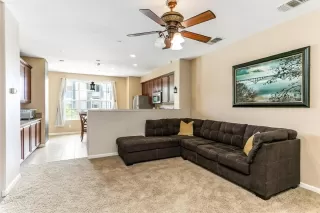 Photo #3: 20028651 Listing