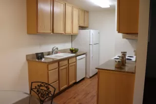 Photo #1: 20029212 Listing 