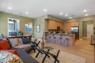 Photo #4: 20029284 Listing