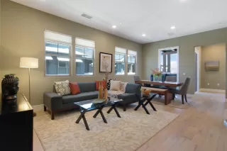 Photo #5: 20029284 Listing