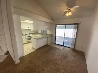 Photo #6: 20029347 Listing