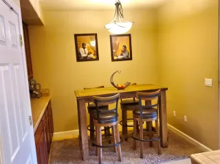 Photo #6: 20029369 Listing