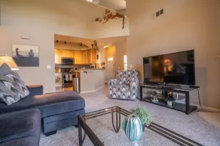 Photo #2: 20029492 Listing