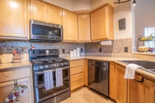 Photo #3: 20029492 Listing