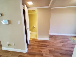 Photo #6: 20029887 Listing 