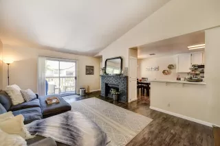 Photo #3: 20029975 Listing 