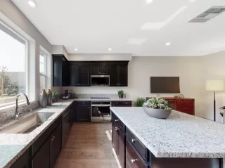 Photo #2: 20030021 Listing