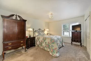 Photo #6: 20030159 Listing 