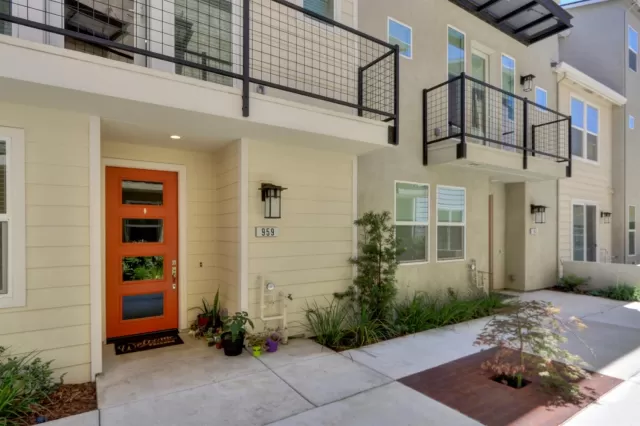 MLS: 20030218 Condo For Sale