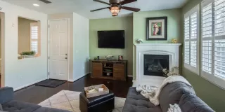 Photo #5: 20030244 Listing