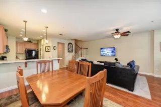 Photo #6: 20030486 Listing