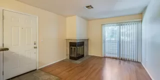 Photo #6: 20030753 Listing