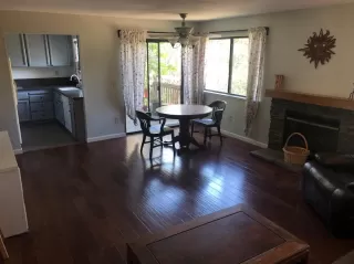 Photo #5: 20031215 Listing 