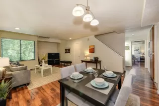 Photo #3: 20031242 Listing